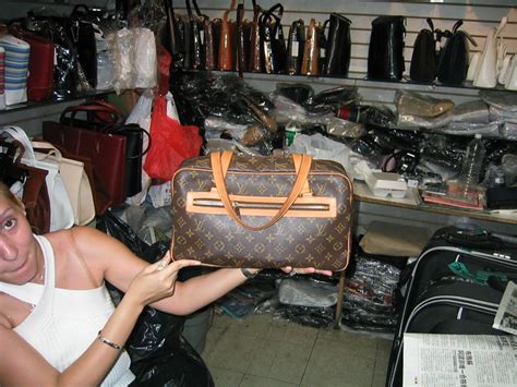 chinatown chicago fake bags|Replica Handbags in CHICAGO. .